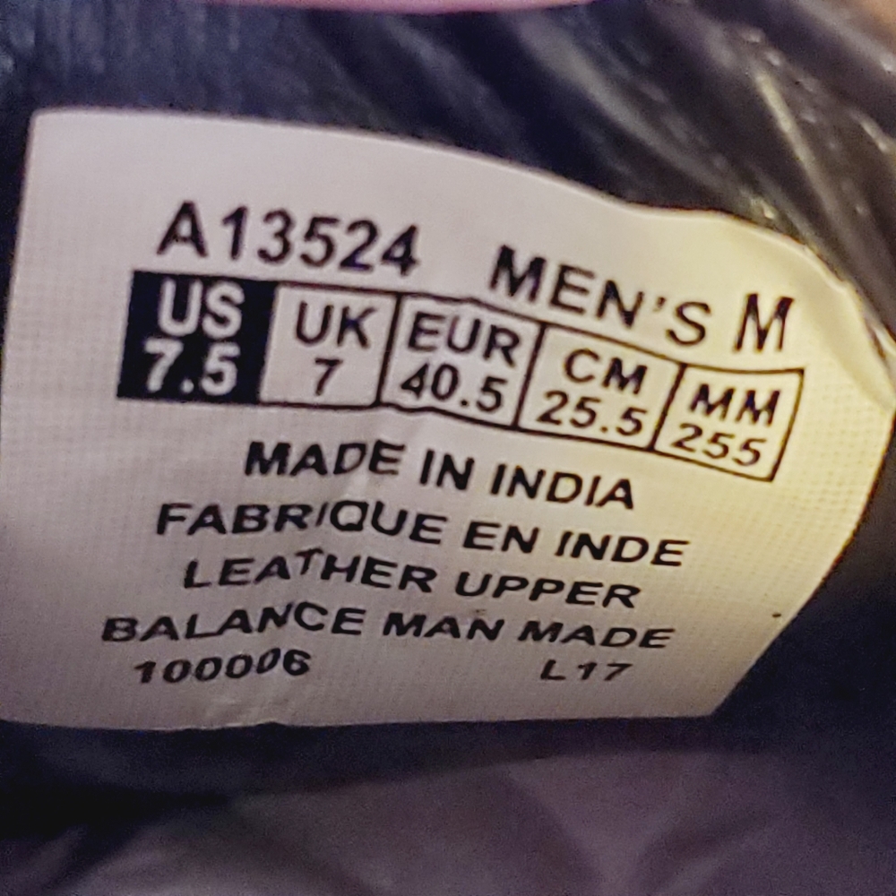 Rockport Men's Charson Brown Oiled Leather Chukka Boots - Picture 6 of 10